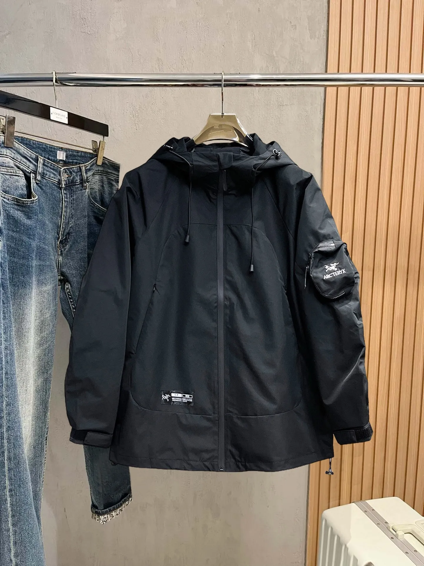 Same Style， ， 2026 New Arrival ，Original Premium Breathable ， ， ， Quality。 ， Sizes：M～3XL，